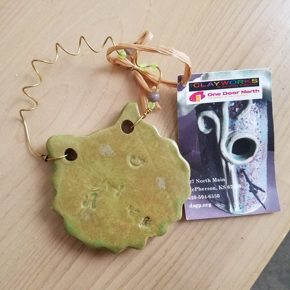 Clayworks Art Green Pottery Cat Hanging - Picture 6 of 6